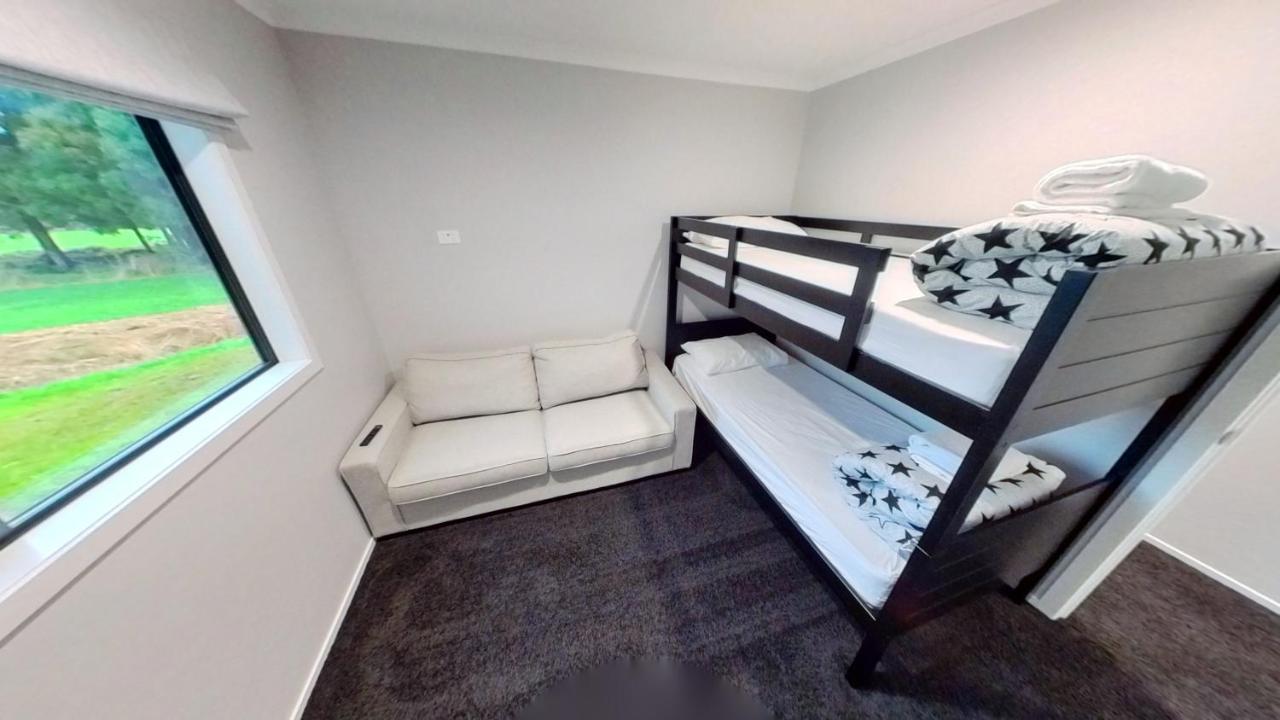 5 Bedroom, Solar On Snowmass Ohakune, Yellow Door المظهر الخارجي الصورة