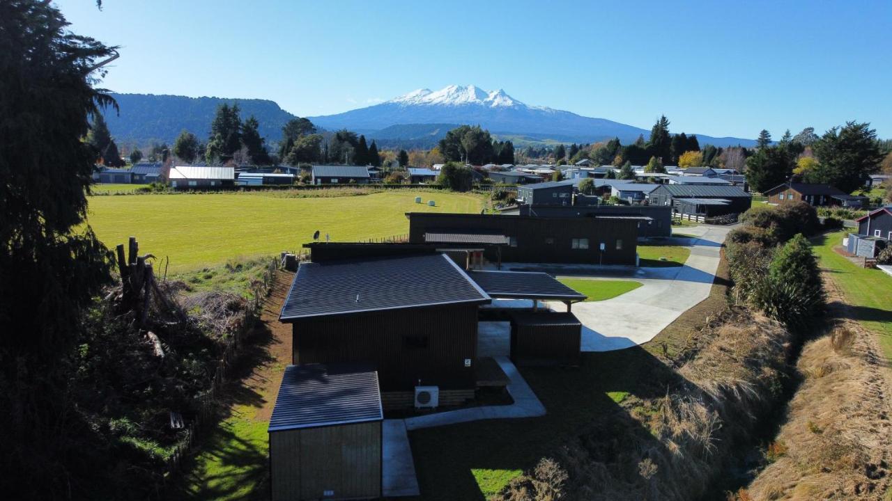 5 Bedroom, Solar On Snowmass Ohakune, Yellow Door المظهر الخارجي الصورة